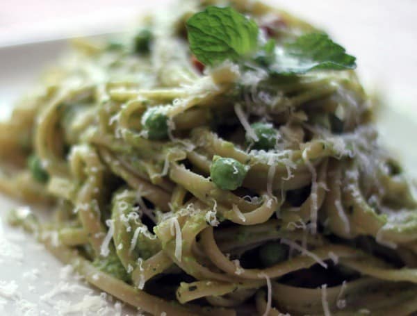 Mint pea pesto linguine06