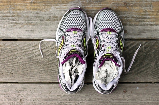 drying tennis shoes