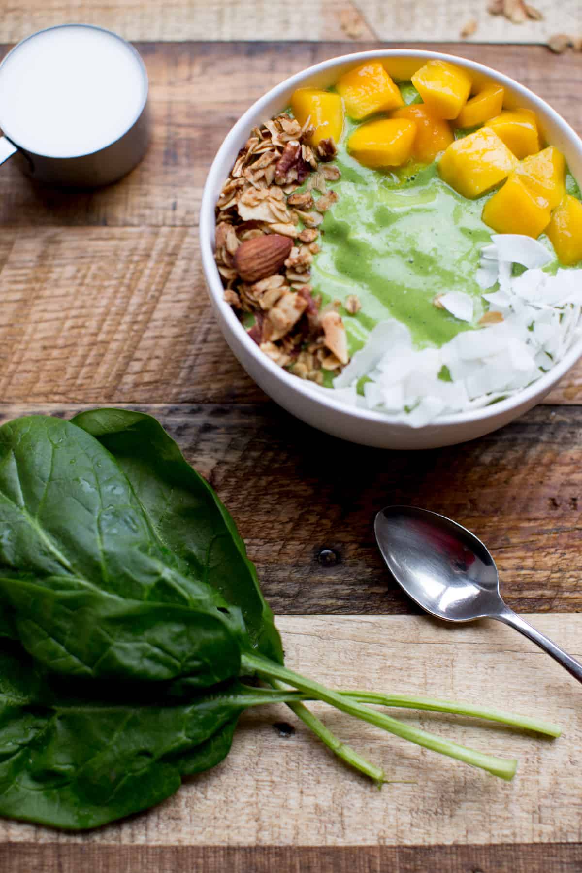 Tropical Green Smoothie Bowl